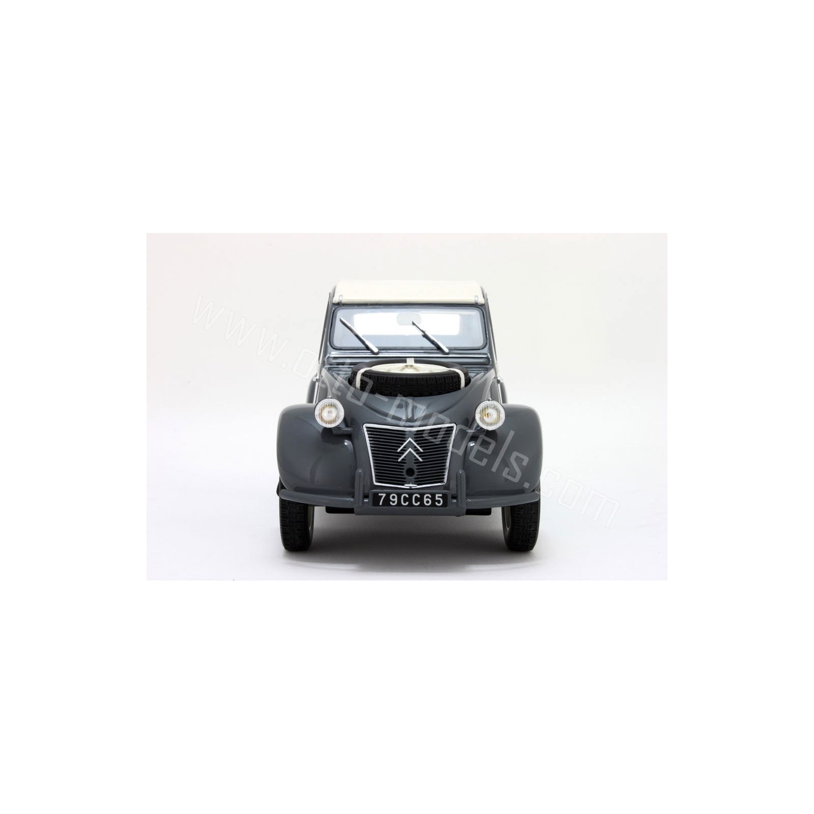 Citroën 2CV Sahara Gris Clair AC132 1961