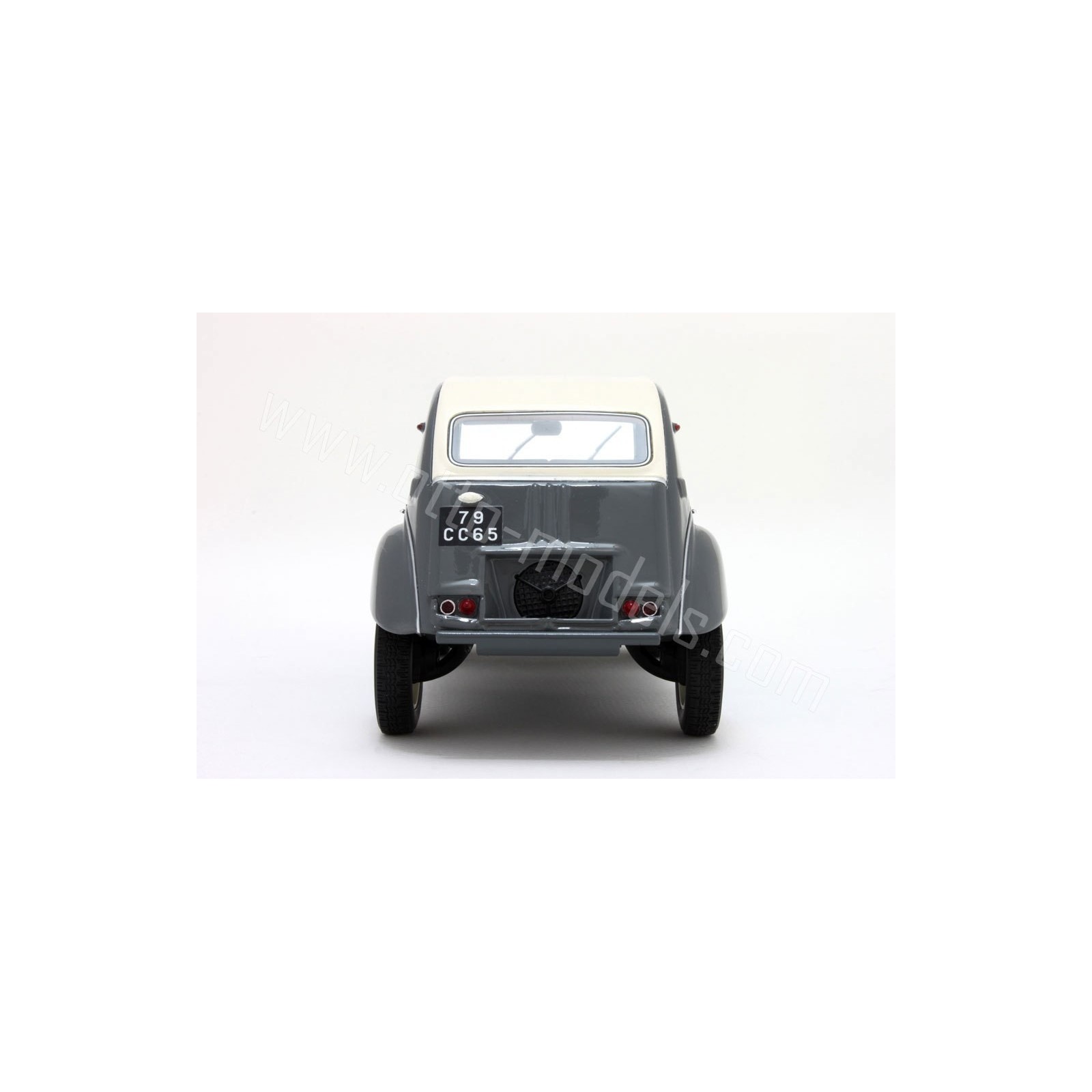 Citroën 2CV Sahara Gris Clair AC132 1961