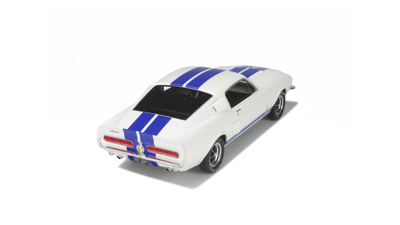 Shelby GT500 Wimbledon White and Blue stripes 1967