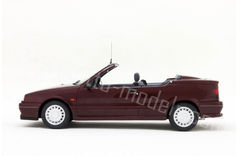 Renault 19 16S Cabriolet Rouge Persan 1991