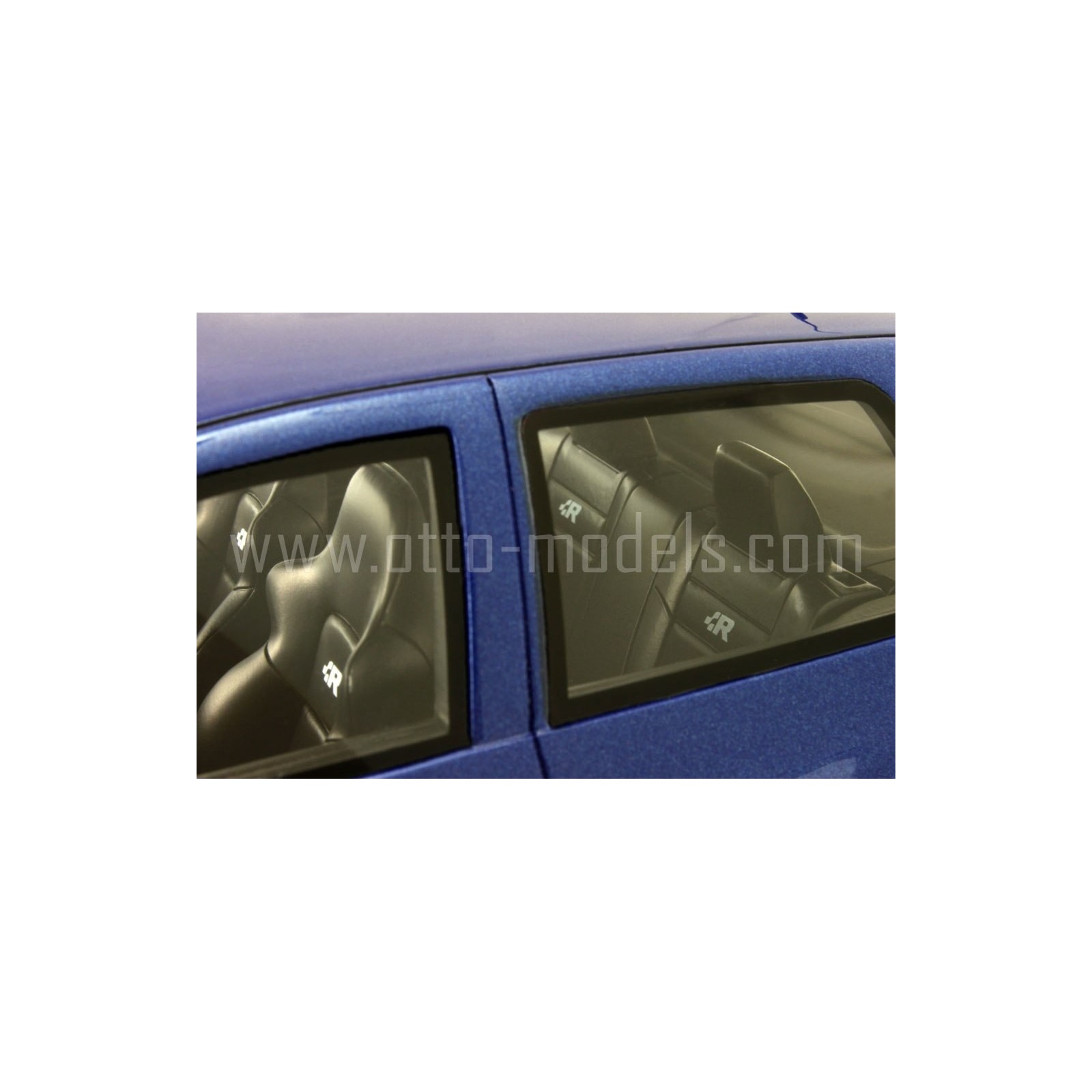 Volkswagen Golf 4 R32 Deep Blue Pearl 2002