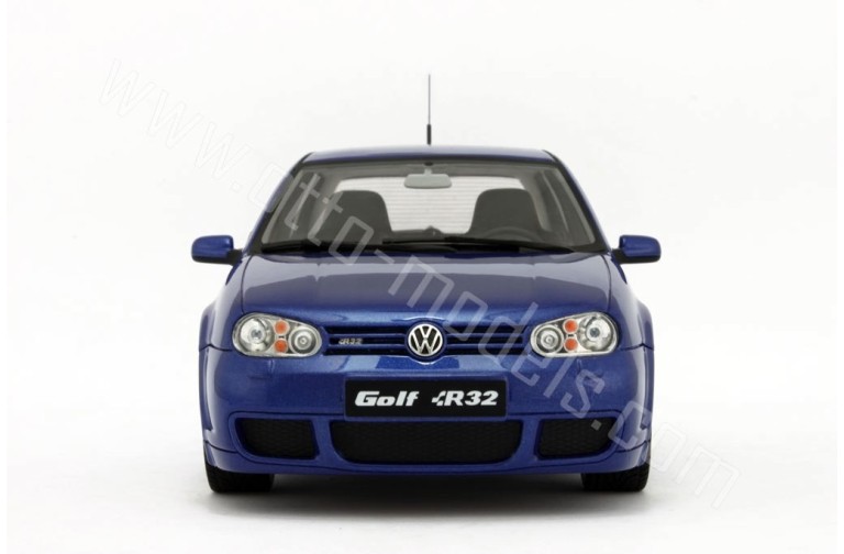 Volkswagen Golf 4 R32 Deep Blue Pearl 2002