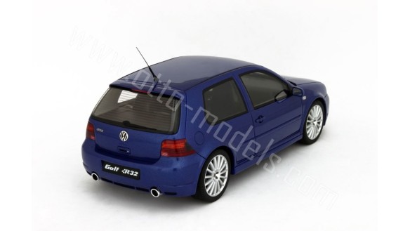 Volkswagen Golf 4 R32 Deep Blue Pearl 2002