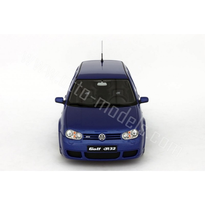 Volkswagen Golf 4 R32 Deep Blue Pearl 2002