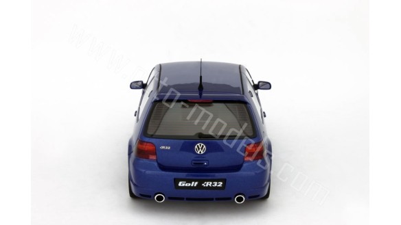Volkswagen Golf 4 R32 Deep Blue Pearl 2002