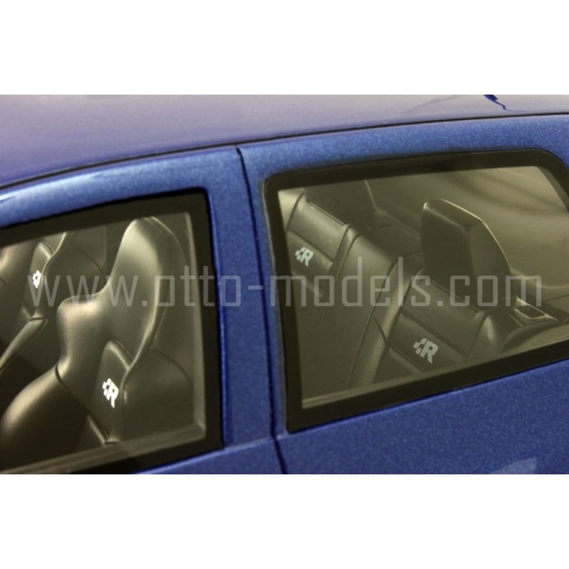 Volkswagen Golf 4 R32 Deep Blue Pearl 2002
