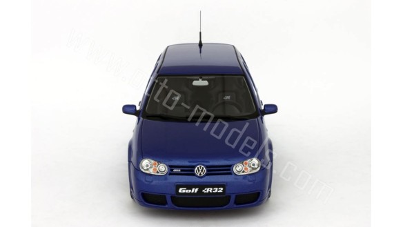 Volkswagen Golf 4 R32 Deep Blue Pearl 2002