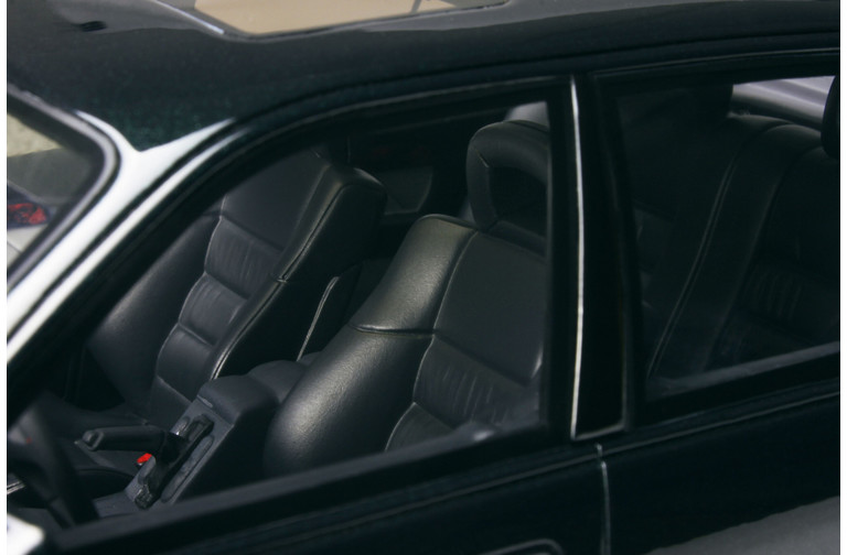 Opel Lotus Omega Imperial Green Metallic 1991