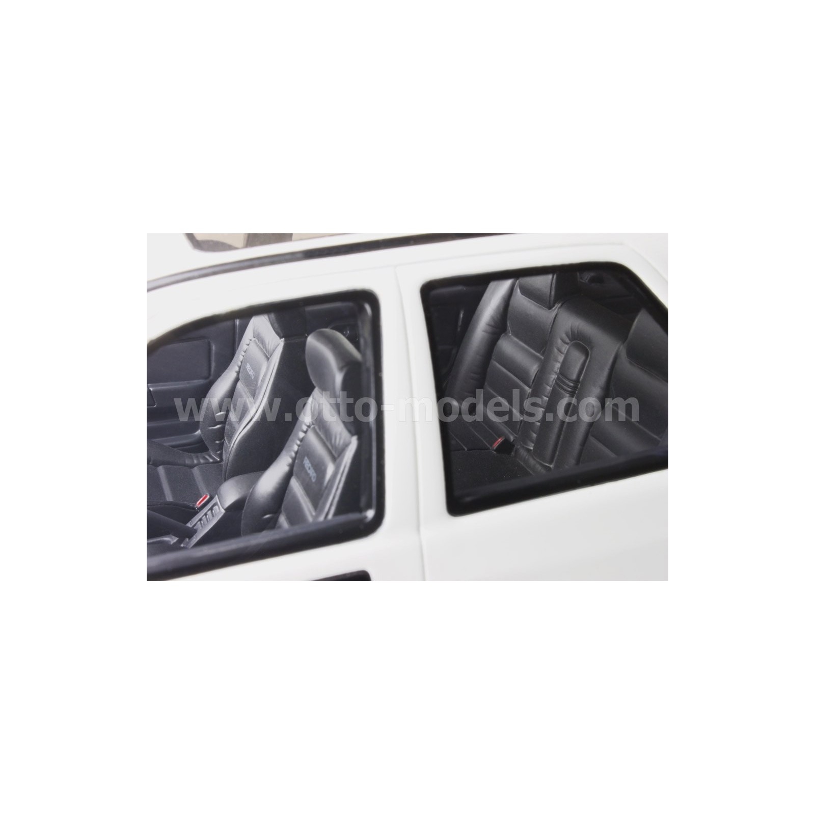 Ford Sierra 4X4 Cosworth Diamond White 1992