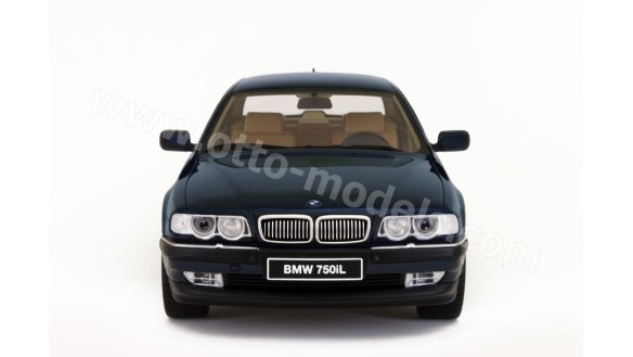 BMW E38 750 IL Biarritz Blau 1999