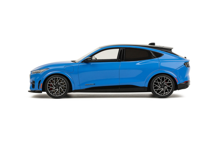 Ford Mustang Mach-E GT Performance Grabber Blue Metallic 2021