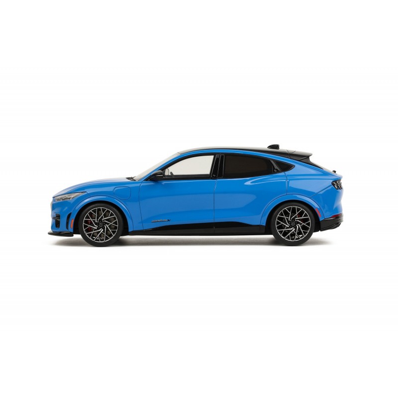 Ford Mustang Mach-E GT Performance Grabber Blue Metallic 2021